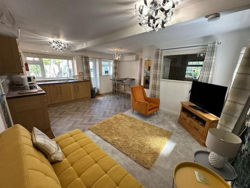 Cottingham Apartamento | Theé Óldé Cow Shéd Cottingham, Central Location, 500 meters from Cottingham Train Station, Close to Hull & Beverly, Free Parking & WI-FI , Entire Detached Property