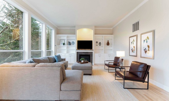 Northwest Portland Casa | The 4B Timberland Escape on Bartholomew Dr E#42048