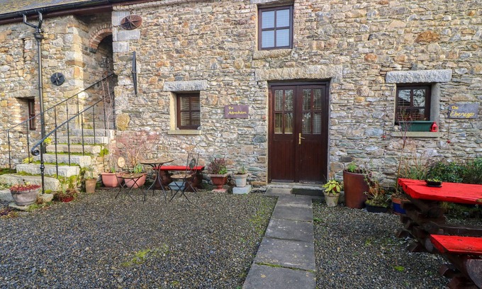 Moone Cabaña | THE ABRAHAM, with open fire in Castledermot, County Kildare