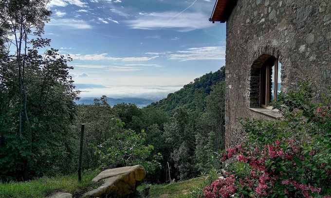 Brosso Apartamento | The Acorn, a place of peace and reflection