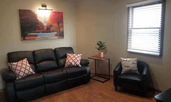 Terre Haute Casa | The Adams House 915