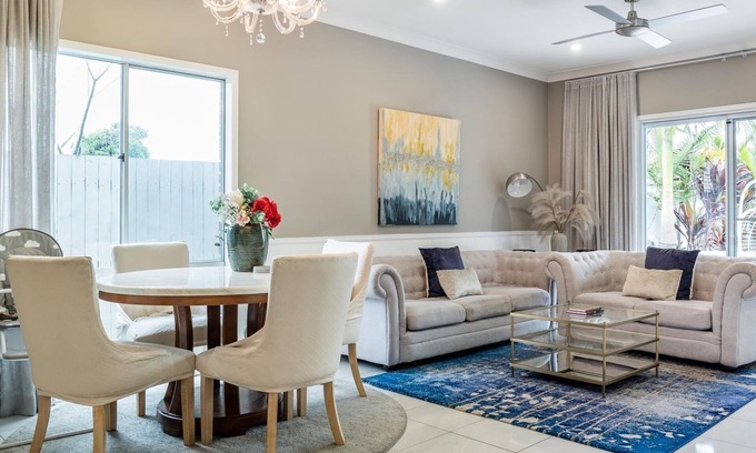 Northgate Casa | The Airport Stop Modern, 15min to Brisbane City