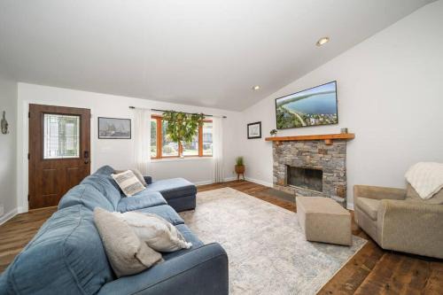 Lake Geneva Casa | The Albatross