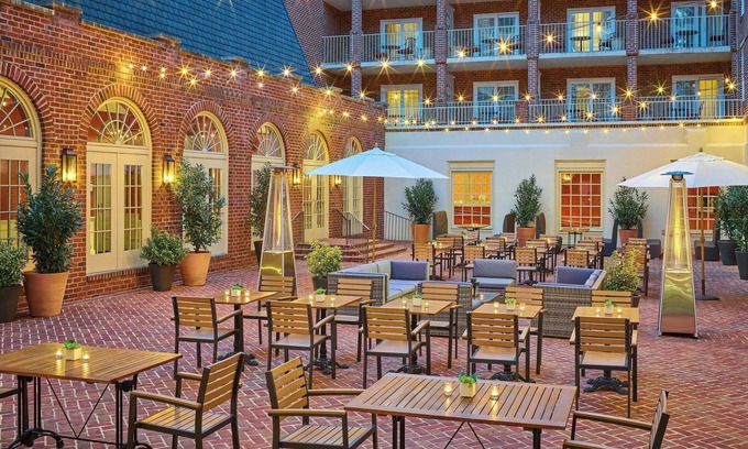 Old Town Alexandria Hotel | The Alexandrian Old Town Alexandria, Autograph Collection