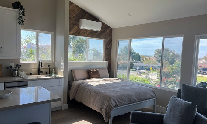 Fullerton Apartamento | The All New OC View Studio View for You! 15 min to Disney! Hiking & More