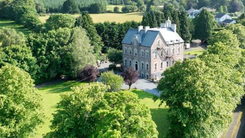 Clogheen Casa | The Almanage