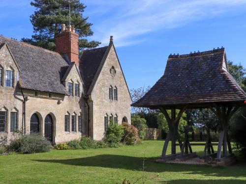 Forthampton Casa | The Alms House East