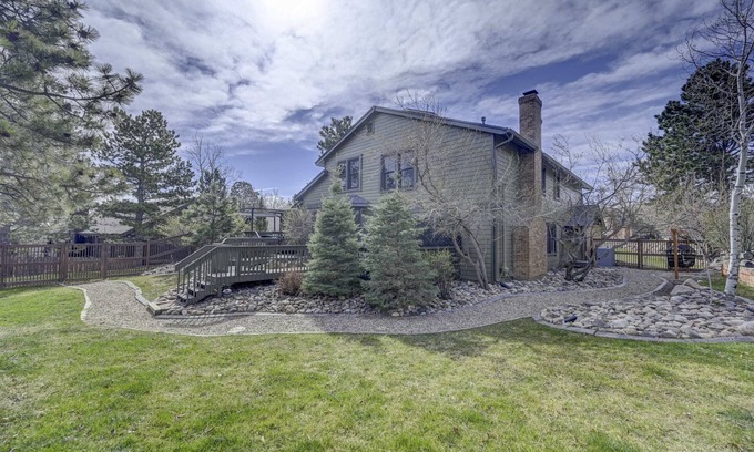 Southwest Colorado Springs Casa | The Alpenglow: Mountain Vibes w/Hot Tub & Wifi