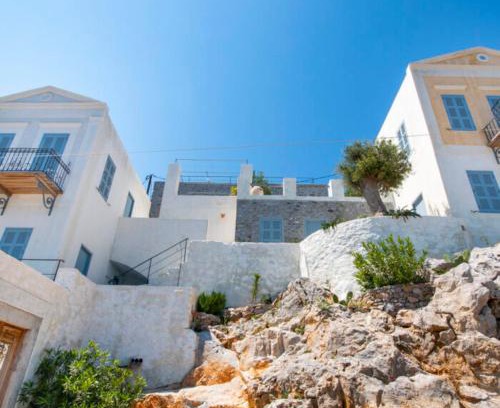 Symi Cama Y Desayuno | The Anchor House