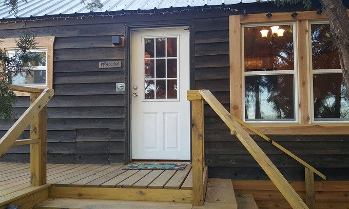 Canyon Cabina | The Aoudad Cabin at Palo Duro