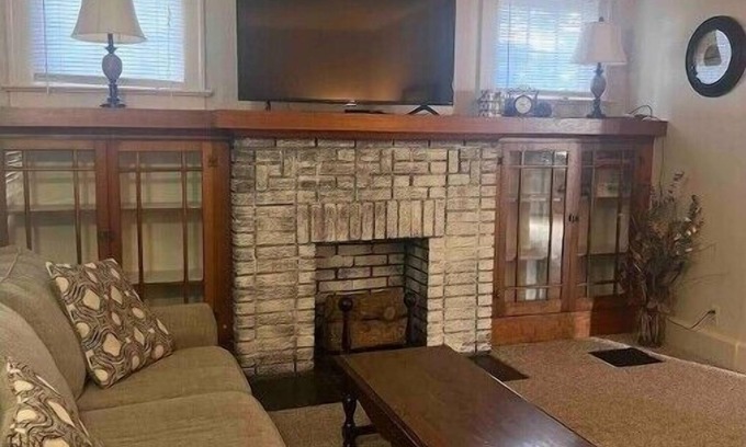 Weirton Apartamento | The Apartment