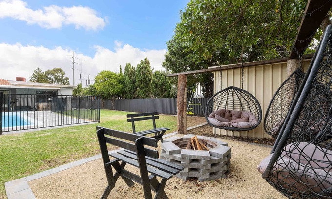 Belmont Casa | The Arlunya Escape: Pool, Fire Pit & Family Fun
