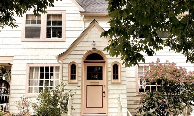 Lockport Casa | The Artist's Getaway