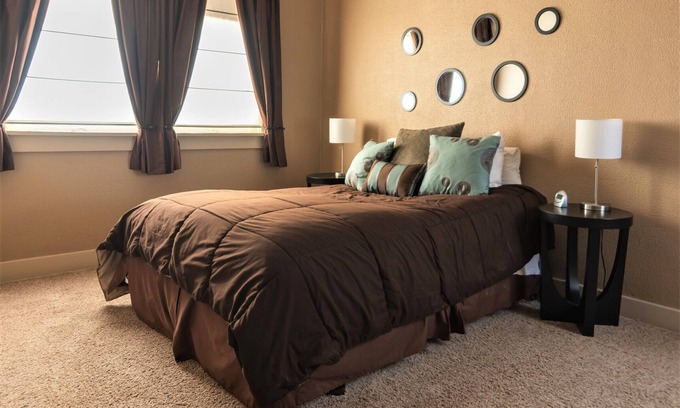 Fairbury Apartamento | The Ashford 1BR apartment in historic downtown