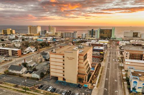 Northeast Virginia Beach Complejo | The Atrium Resort, Virginia Beach by Vacatia