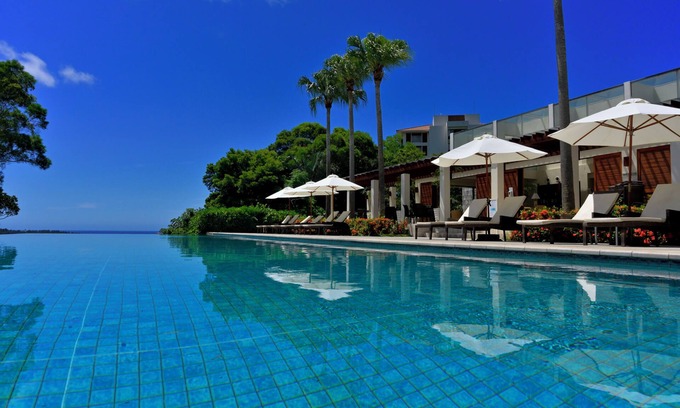 Onna Complejo | The Atta Terrace Club Towers