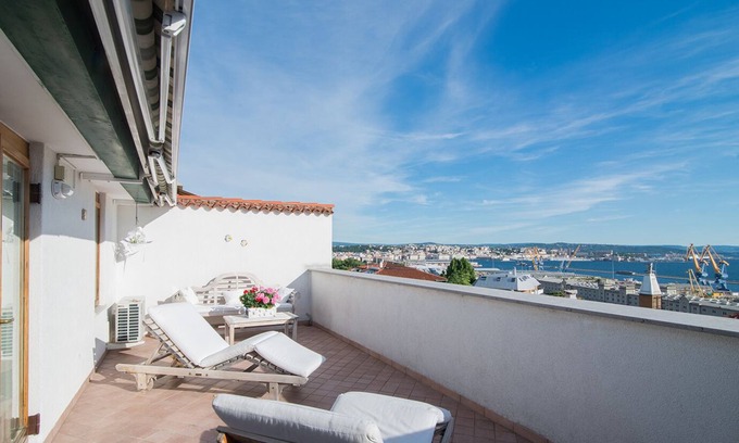 Roiano-Gretta-Barcola-Cologna-Scorcola Apartamento | El ático de las maravillas