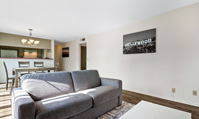 Palms Apartamento | The Bagley #201