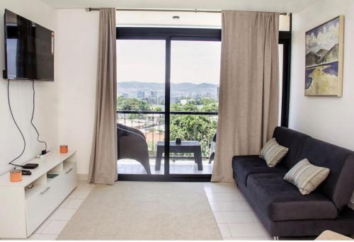 San Salvador Apartamento | The Balcony of the City