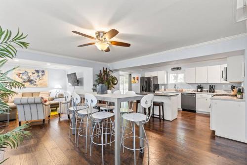 Richmond Casa | The Bamboo House! Dog-Friendly Home n RVA Sleeps 8