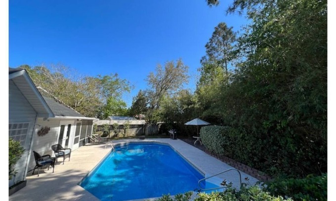 Brunswick Casa | The Bamboo Oasis