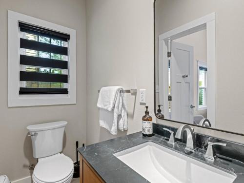Bartlesville Apartamento | The Banker's Butler's Retreat