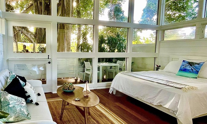 Kailua Casa | The Banyan Beach Bungalow