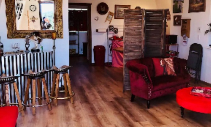 Warner Springs Casa | The Barn, mini petting zoo