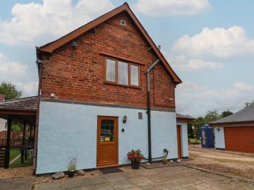 Walcot Casa | The Barn The Elms