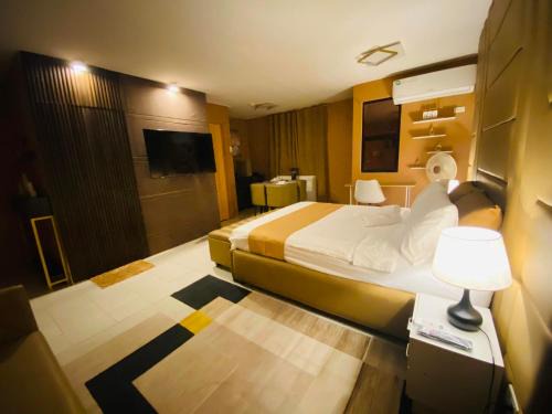 Santa Rosa Casa | The Barracks Staycation