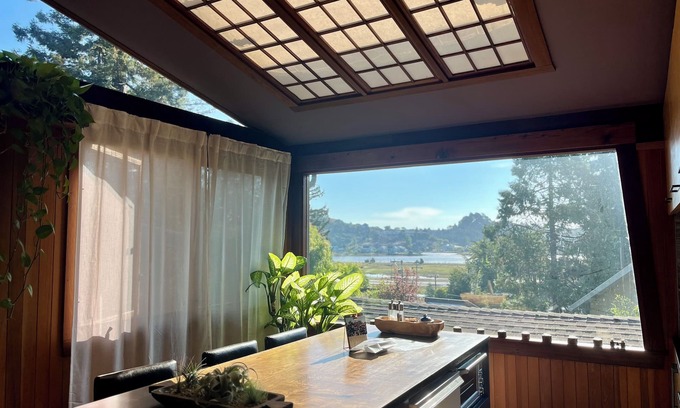 Almonte Cabaña | The Bathhouse: Boho Modern + Hot Tub + Water View