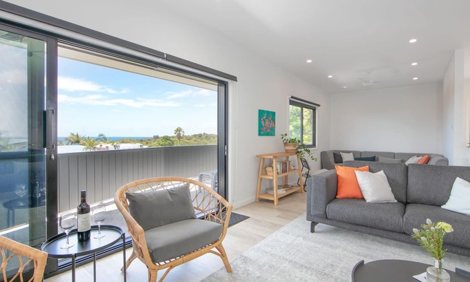 Angourie Casa | The Bay House