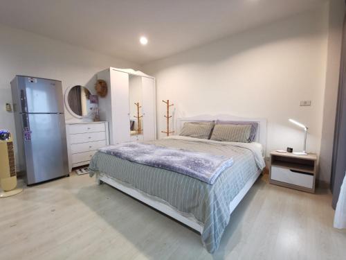 Ban Bang Saen Apartamento | The Beach Bangsaen Condo Sea View Room 327-62 Top Floor-Free Netflix