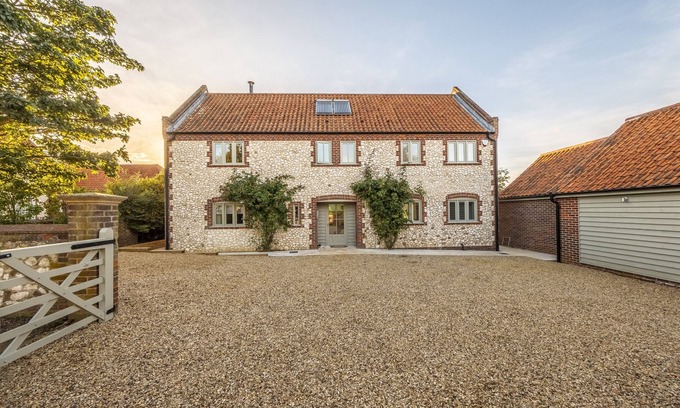 Brancaster Casa | The Beach House (B), Brancaster, Norfolk