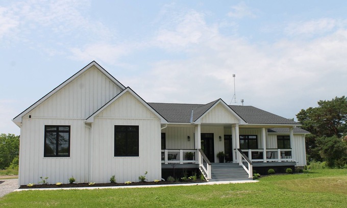 West Lake Casa | The Beach house, Prince Edward County