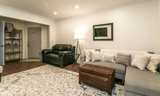 Sylvan Beach Casa | Coastal Chic-"The Beach Pad" Luxury Sylvan Getaway