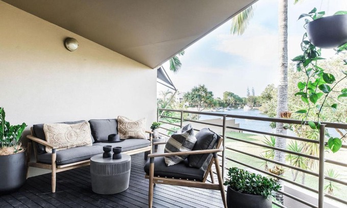 Noosaville Apartamento | The Beach Retreat offers Pool and River Views