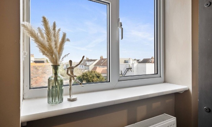 Herne Bay Apartamento | The Beacon, 2 bed Flat in Herne Bay With Parking