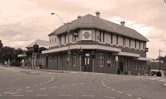 Fremantle Hotel | The Beaconsfield Hotel