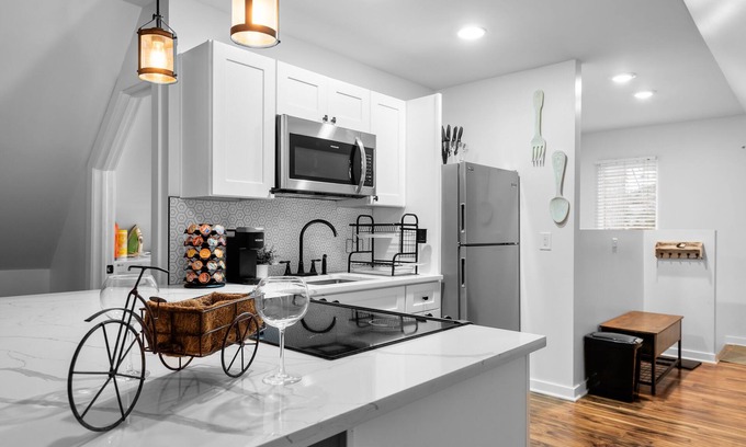 Elkhorn Apartamento | The Beautiful Loft at Skyline