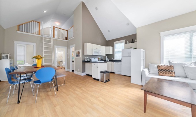 Cherry Valley Casa | The Beech - 2 Natures