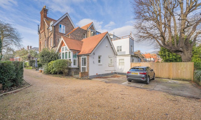 Eastbourne Seafront Apartamento | The Beech - Dos Habitaciones Piso, Capacidad 4