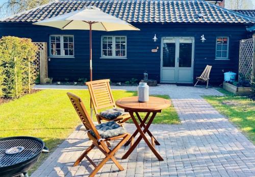 Diss Casa | The BeeKeepers - Homely Luxurious Self Catering