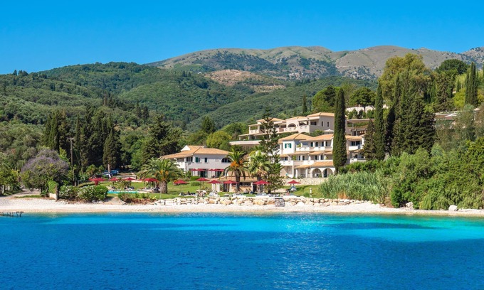 Petaleia Casa | The Bella Mare Hotel - Superior Room 204