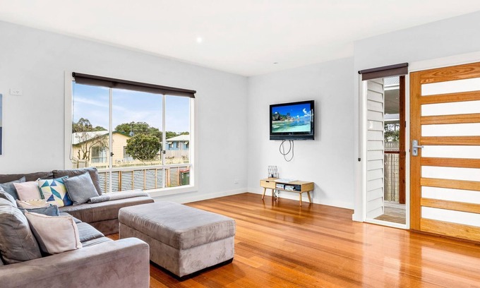 Sunset Strip Casa | The Bella-Rosa in Sunset Strip