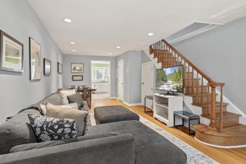 Passyunk Square Casa | The Bella Vista Townhouse