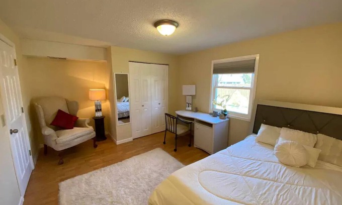 St. Charles Casa | The Below Deck Suite