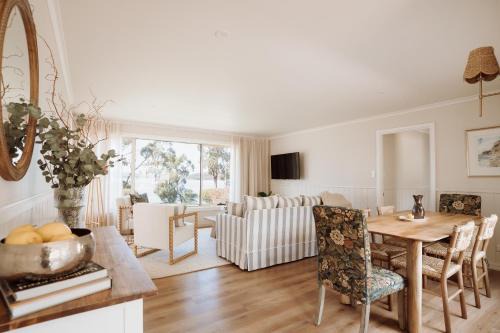 Beauty Point Casa | The Belvedere, with stunning Tamar River views