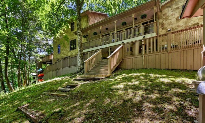 Jacksboro Casa | The Bend at Big Creek (Jacksboro, TN)