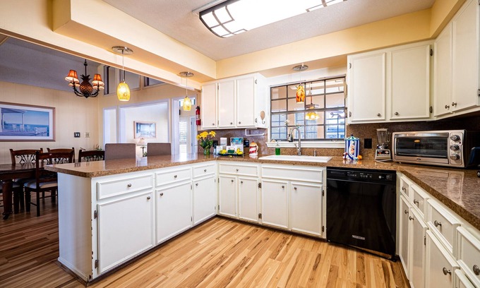 Jamaica Beach Casa | The Bent Rod